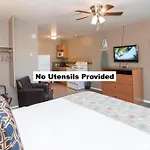 Nordic Inn And Suites
